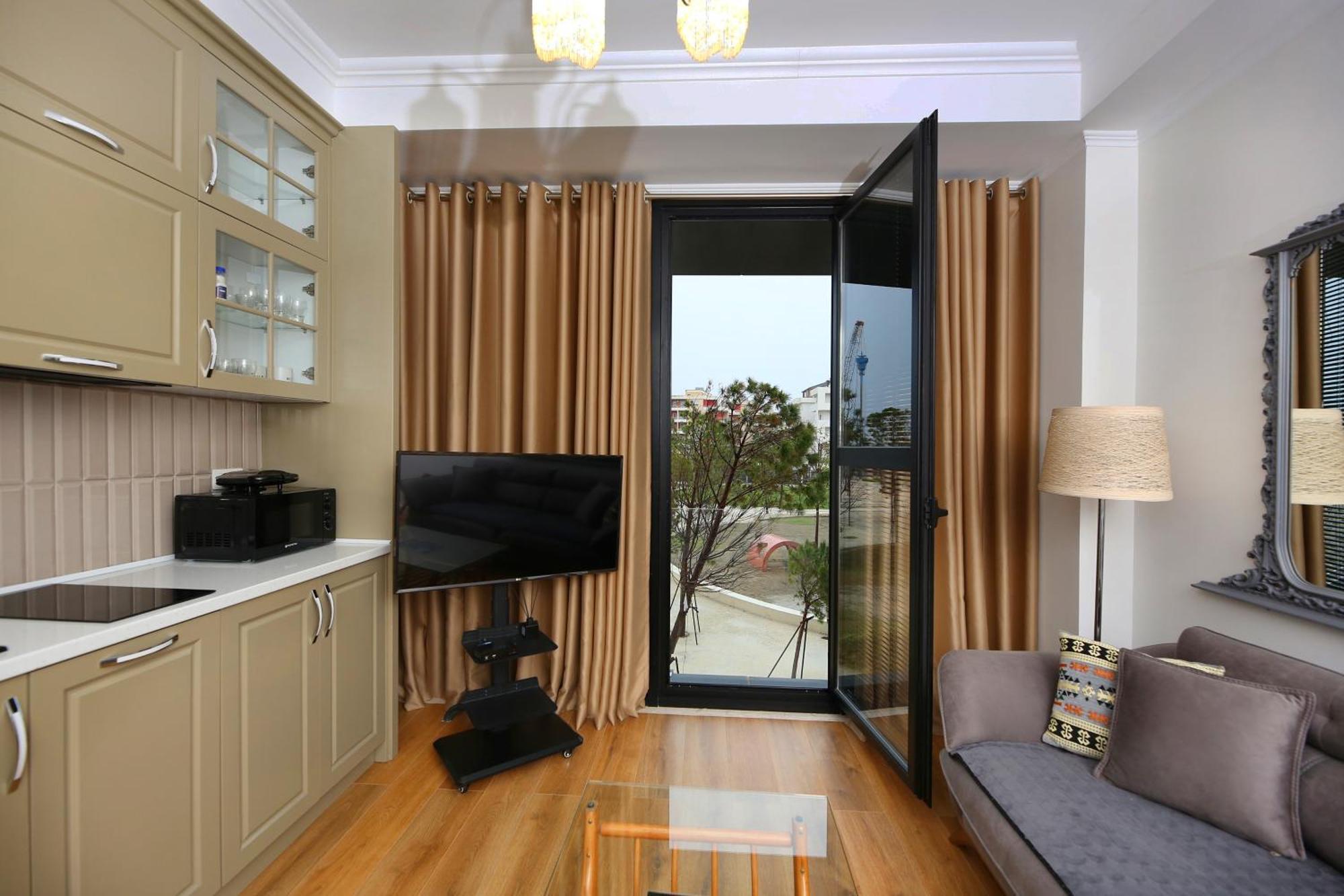Sea Pearl Apartment Vlorë Esterno foto