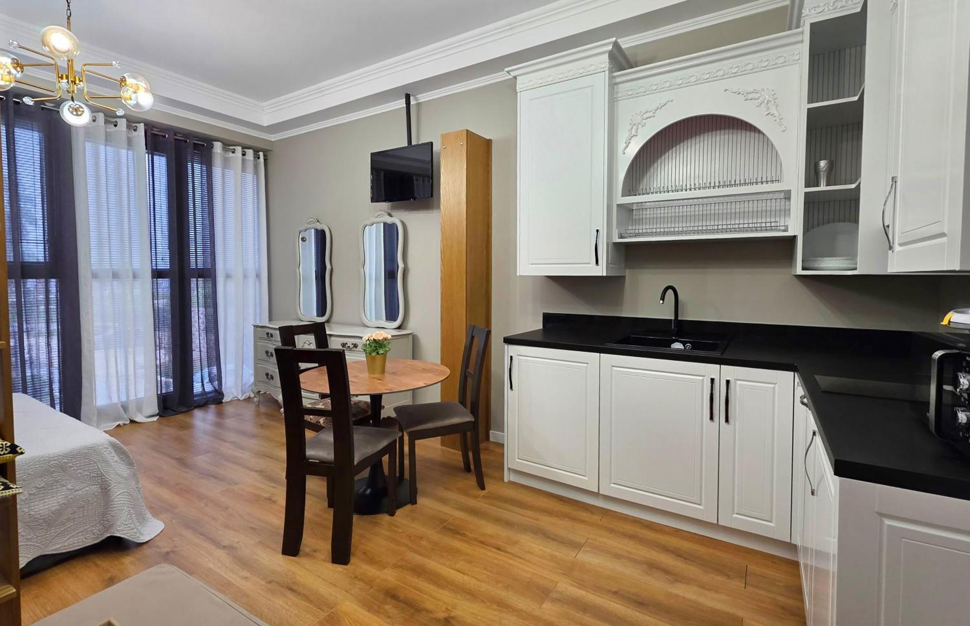 Sea Pearl Apartment Vlorë Esterno foto