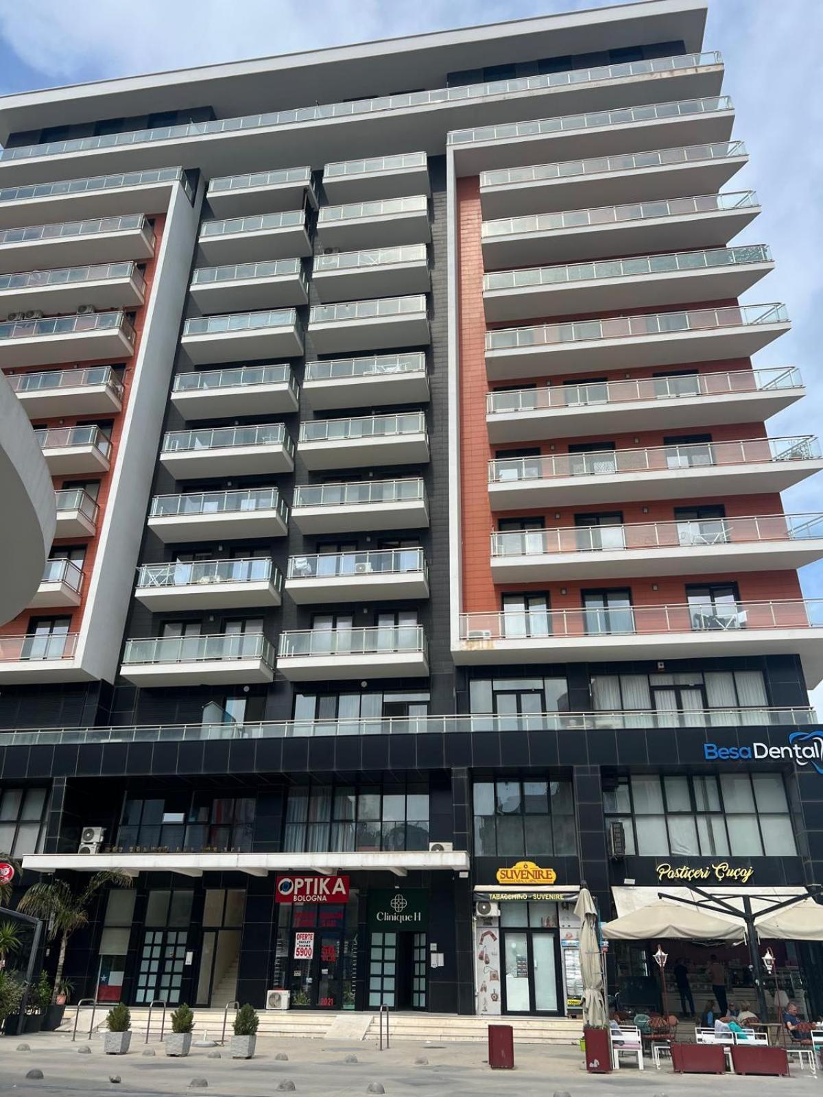 Sea Pearl Apartment Vlorë Esterno foto